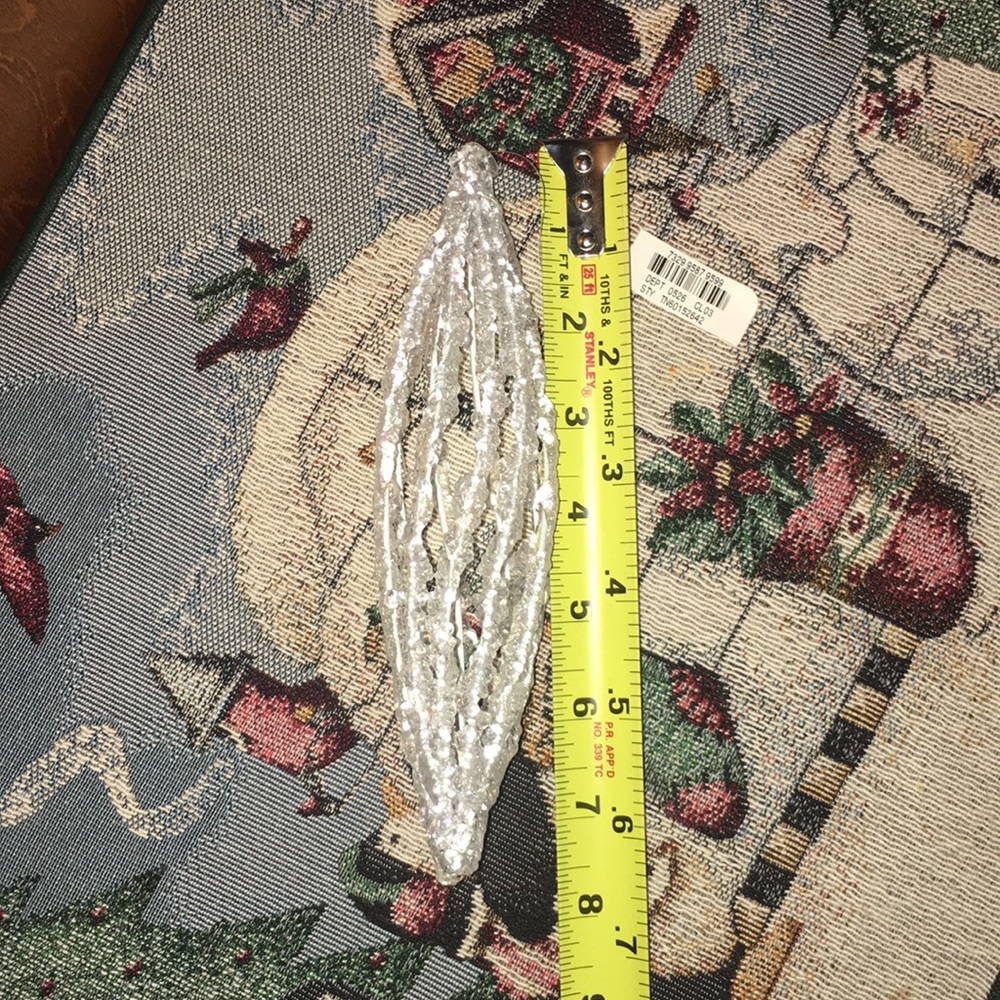 Beautiful Ornament - Picture 5 of 5